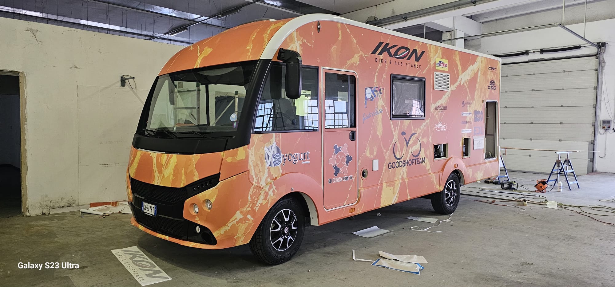 IKON Bike & Assistance branded mobile unit